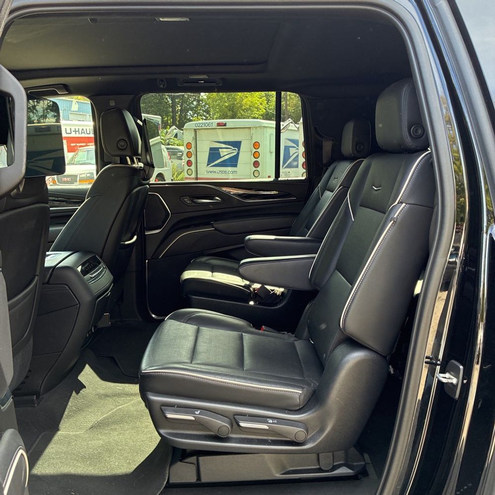 2021 Cadillac Escalade ESV Sport