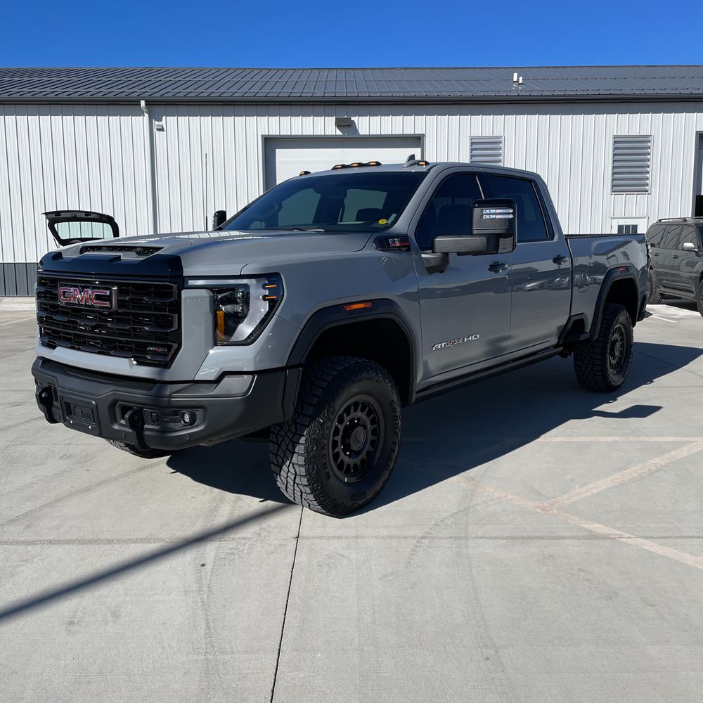 2025 GMC Sierra 2500HD AT4X