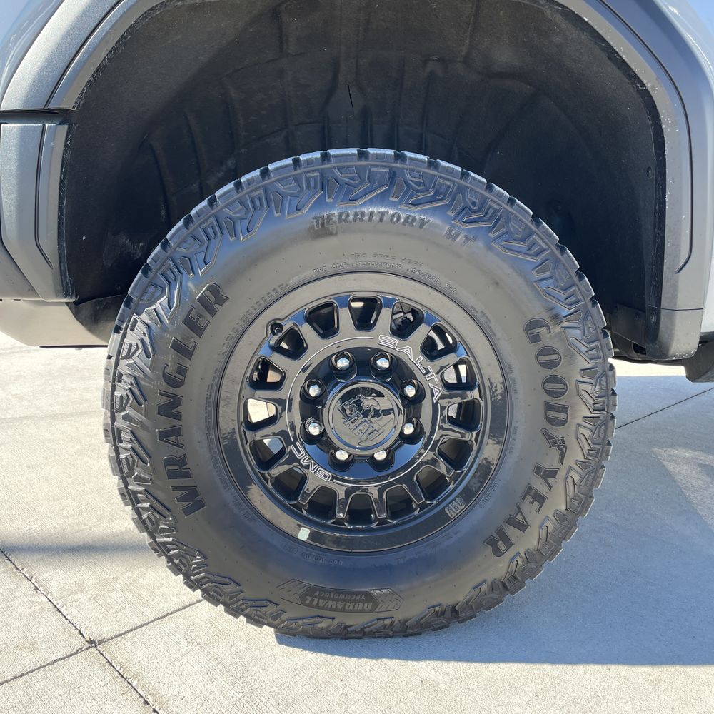 2025 GMC Sierra 2500HD AT4X