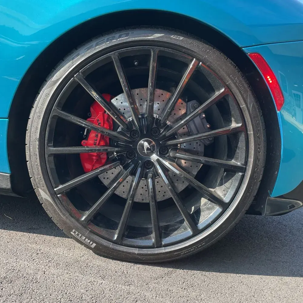 2023 McLaren GT Base