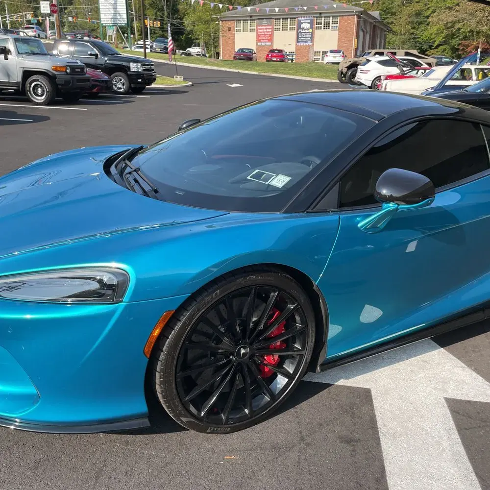 2023 McLaren GT Base