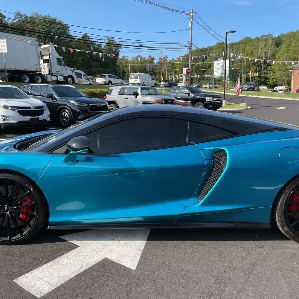 2023 McLaren GT Base