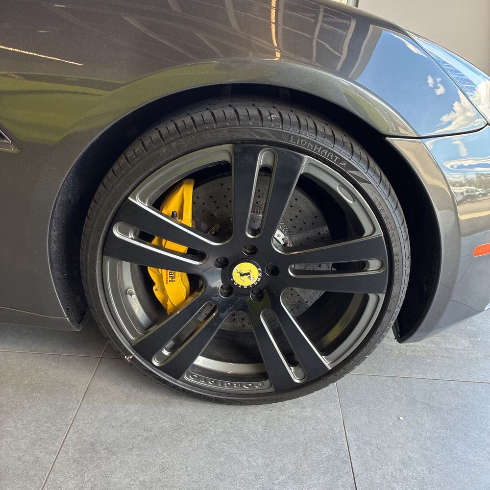 2010 Ferrari California Base 2D Convertible