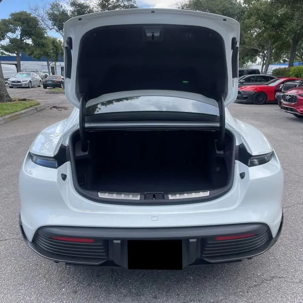 2020 Porsche Taycan Turbo S