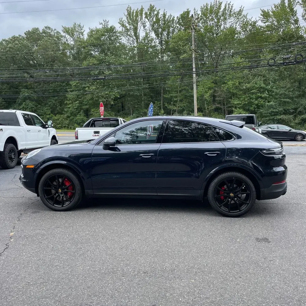 2023 Porsche Cayenne Platinum Edition