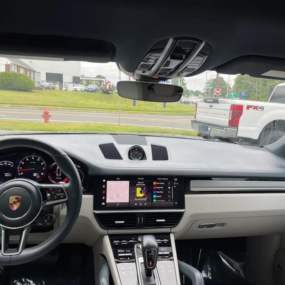 2023 Porsche Cayenne Platinum Edition