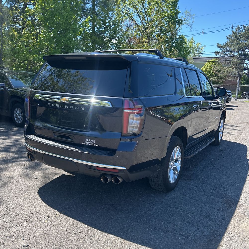 2024 Chevrolet Suburban Premier