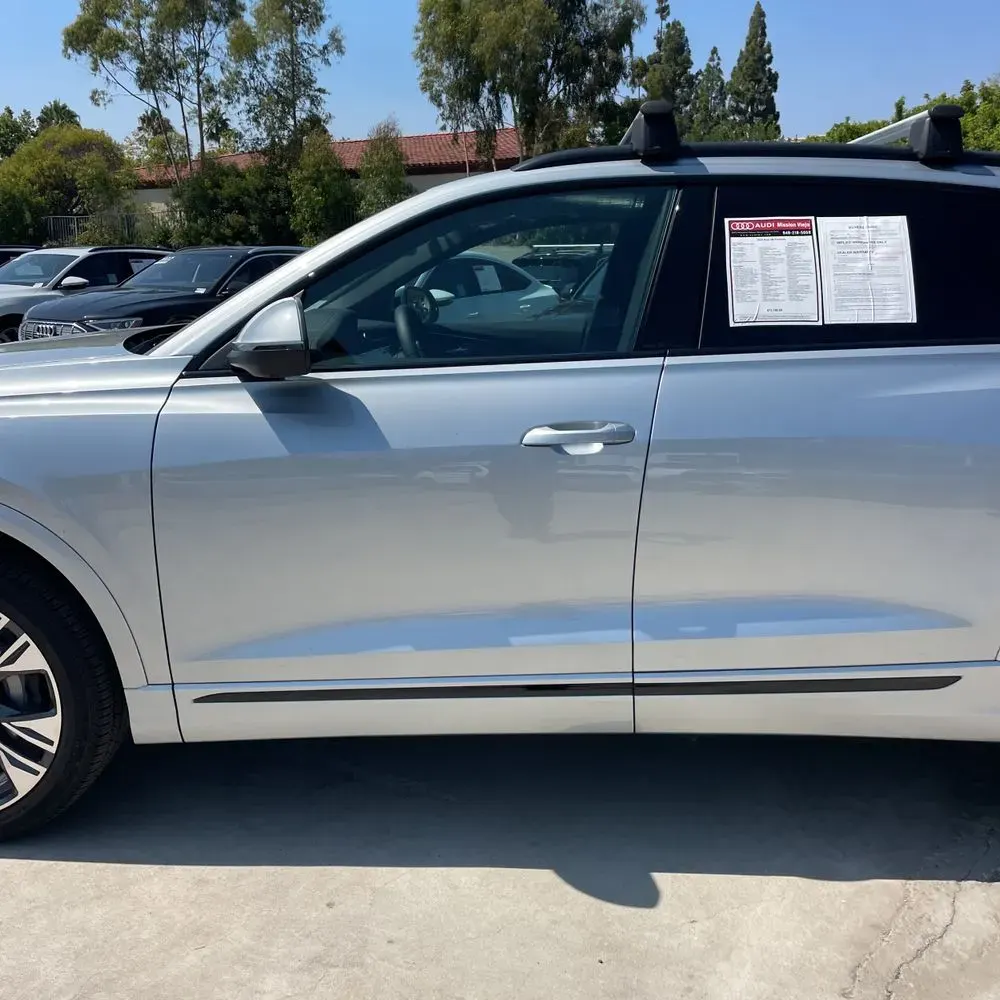 2025 Audi Q8 Premium 55