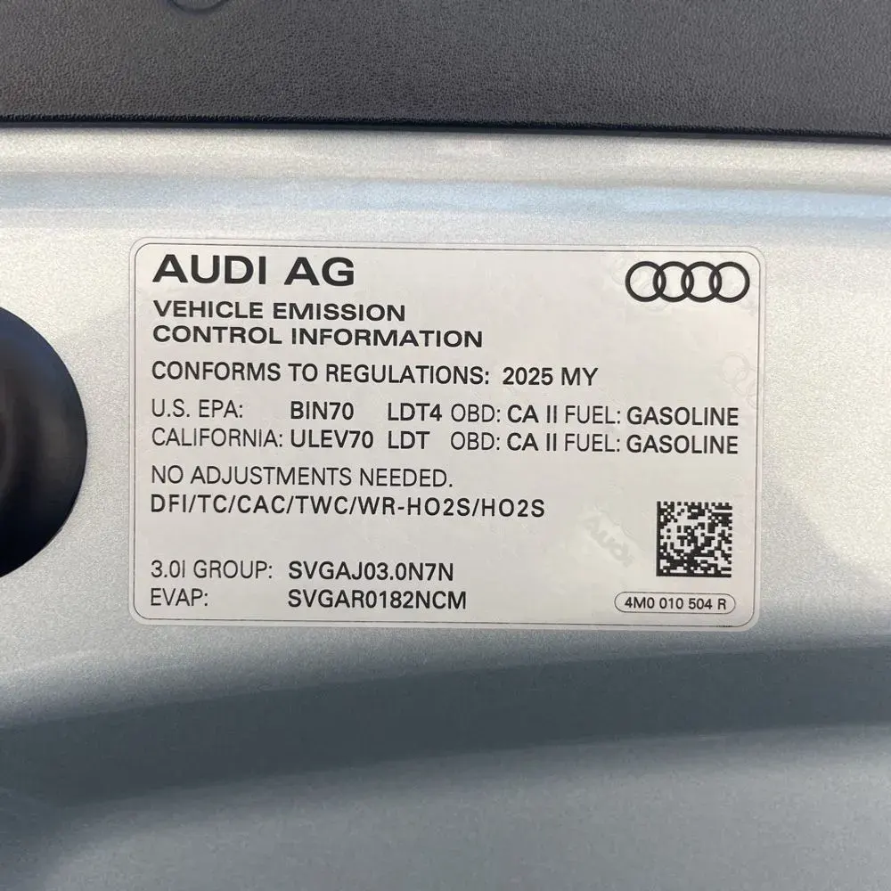 2025 Audi Q8 Premium 55