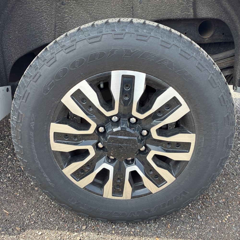 2024 GMC Sierra 2500 Denali Ultimate