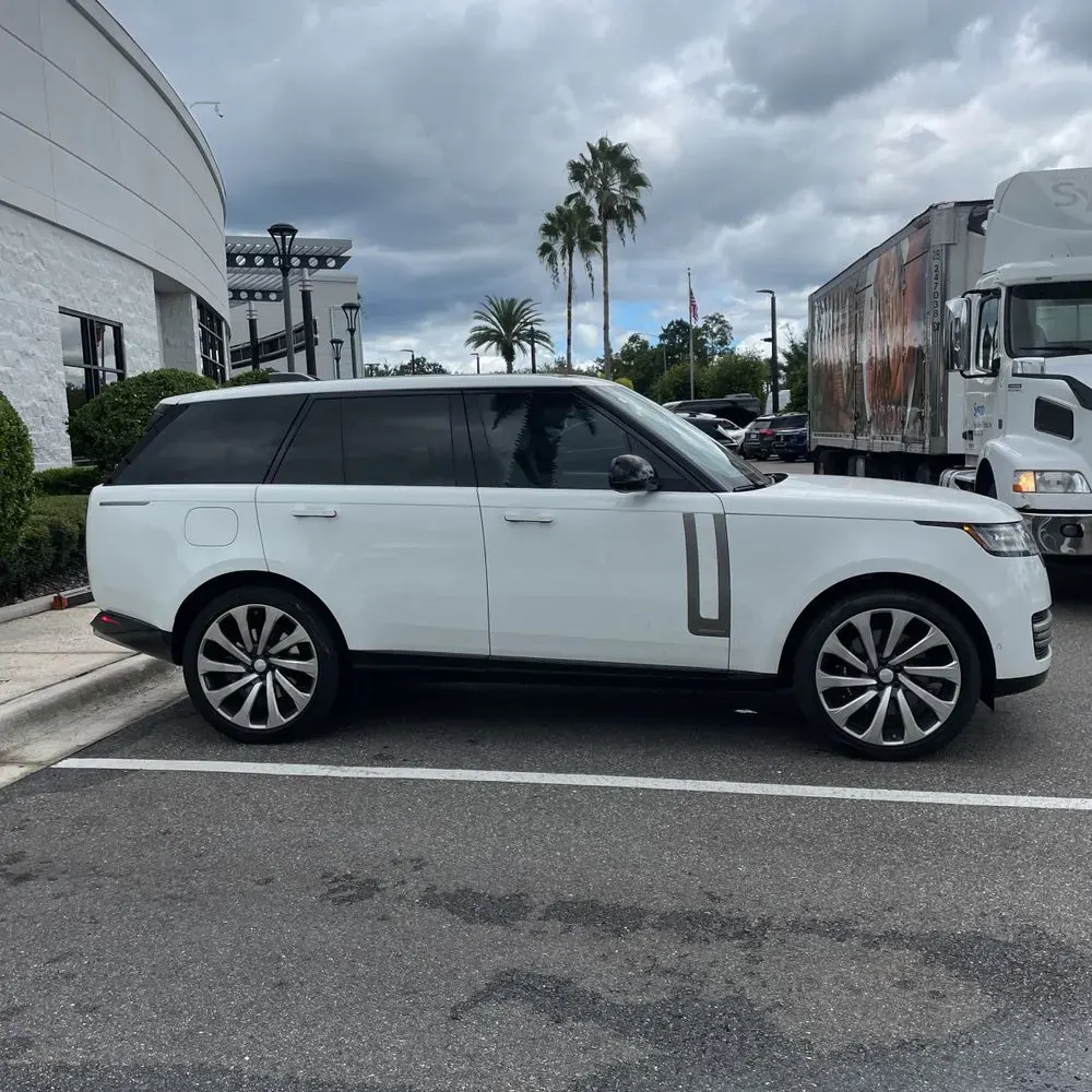 2025 Land Rover Range Rover Autobiography P530