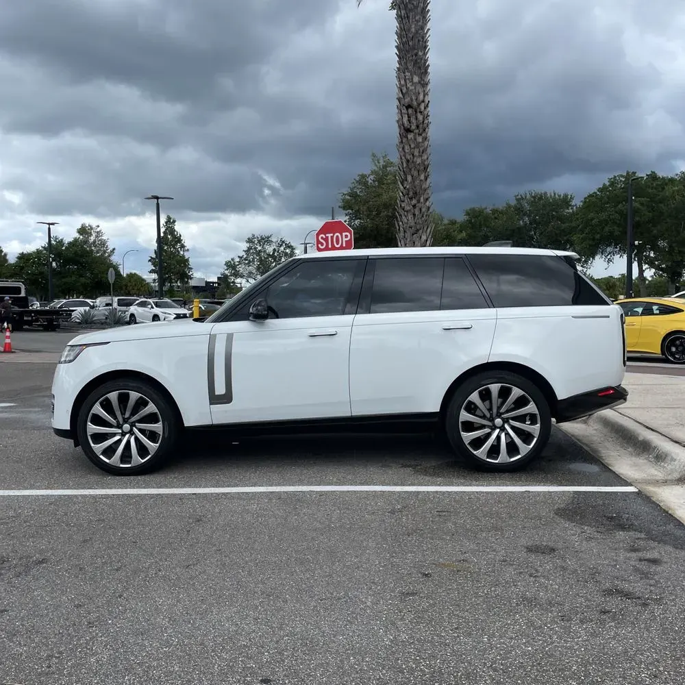 2025 Land Rover Range Rover Autobiography P530