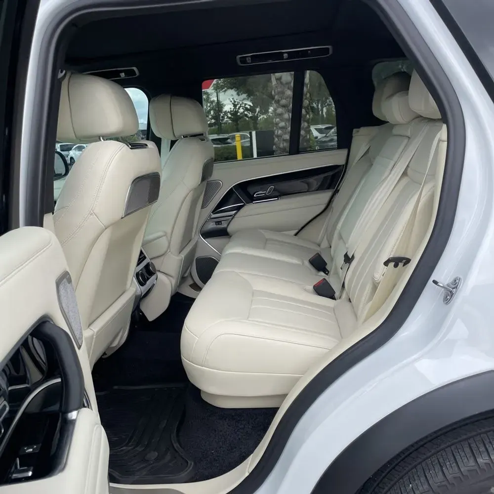 2025 Land Rover Range Rover Autobiography P530