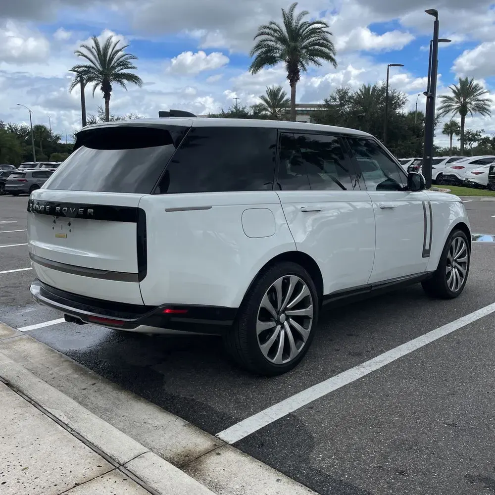 2025 Land Rover Range Rover Autobiography P530