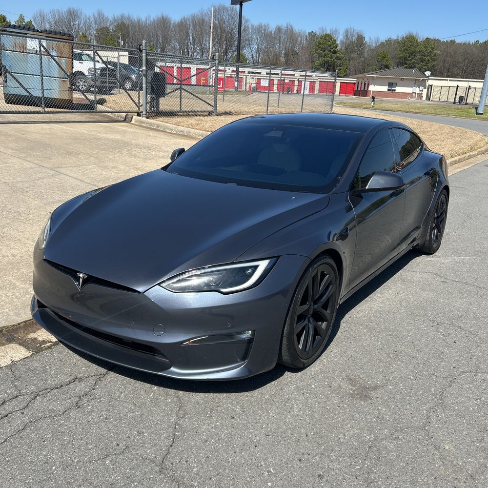 2022 Tesla Model S Plaid