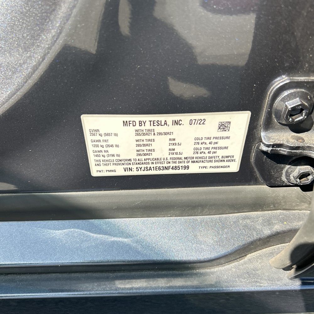 2022 Tesla Model S Plaid