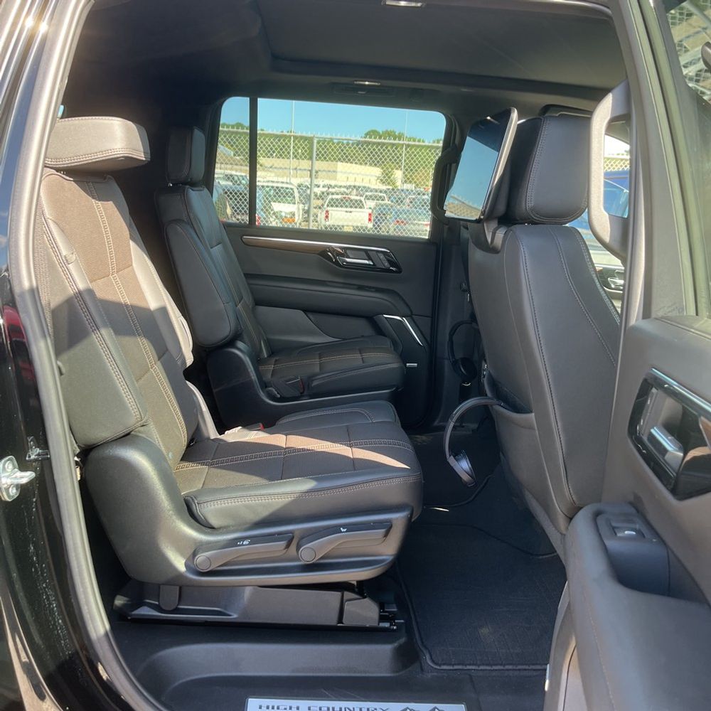 2025 Chevrolet Suburban High Country