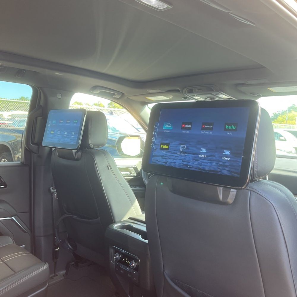 2025 Chevrolet Suburban High Country
