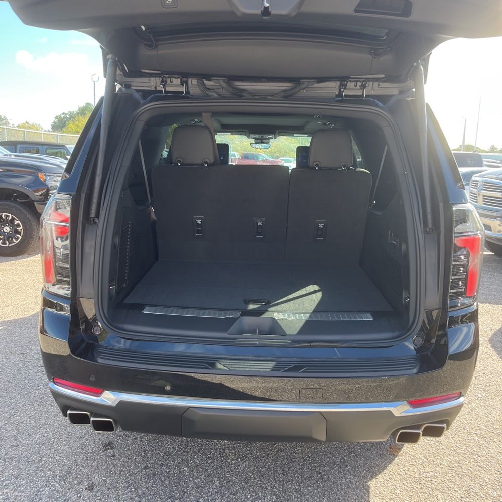 2025 Chevrolet Suburban High Country