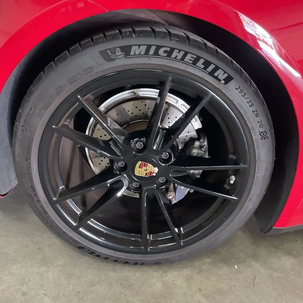 2021 Porsche 911 Carrera
