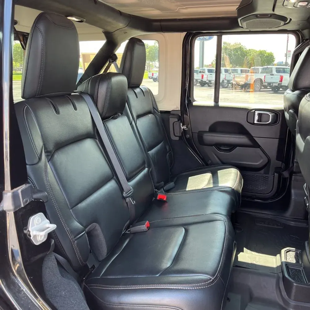 2023 Jeep Wrangler Rubicon 392