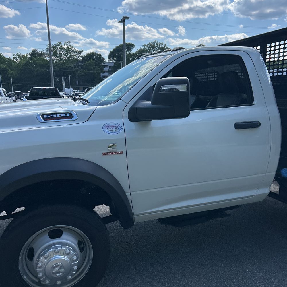 2024 Ram 5500 Chassis Tradesman/SLT