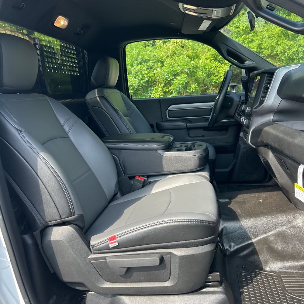 2024 Ram 5500 Chassis Tradesman/SLT