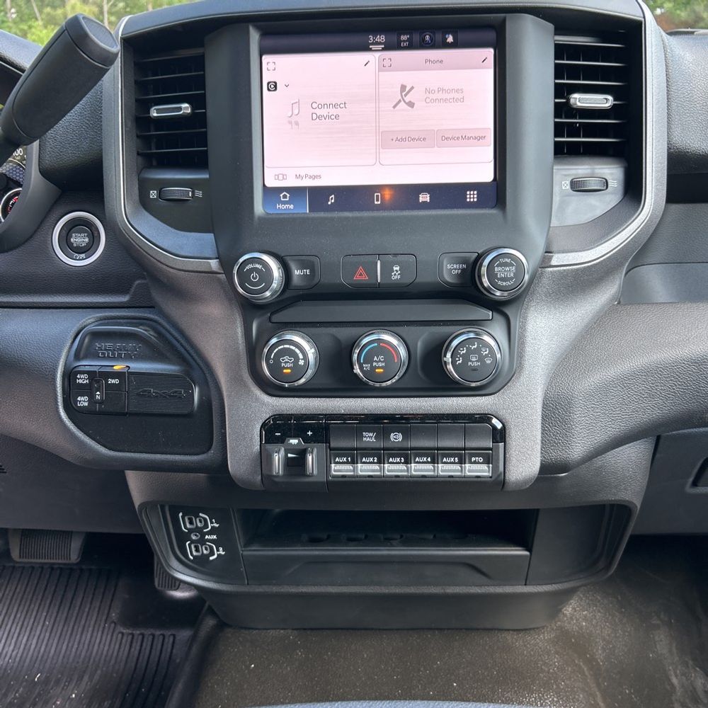 2024 Ram 5500 Chassis Tradesman/SLT