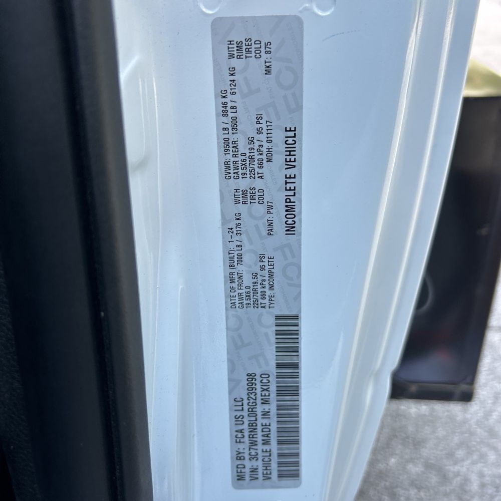 2024 Ram 5500 Chassis Tradesman/SLT