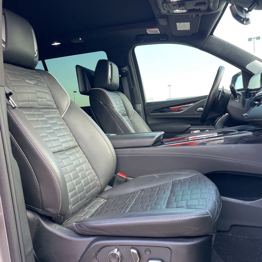 2024 Cadillac Escalade-V Base