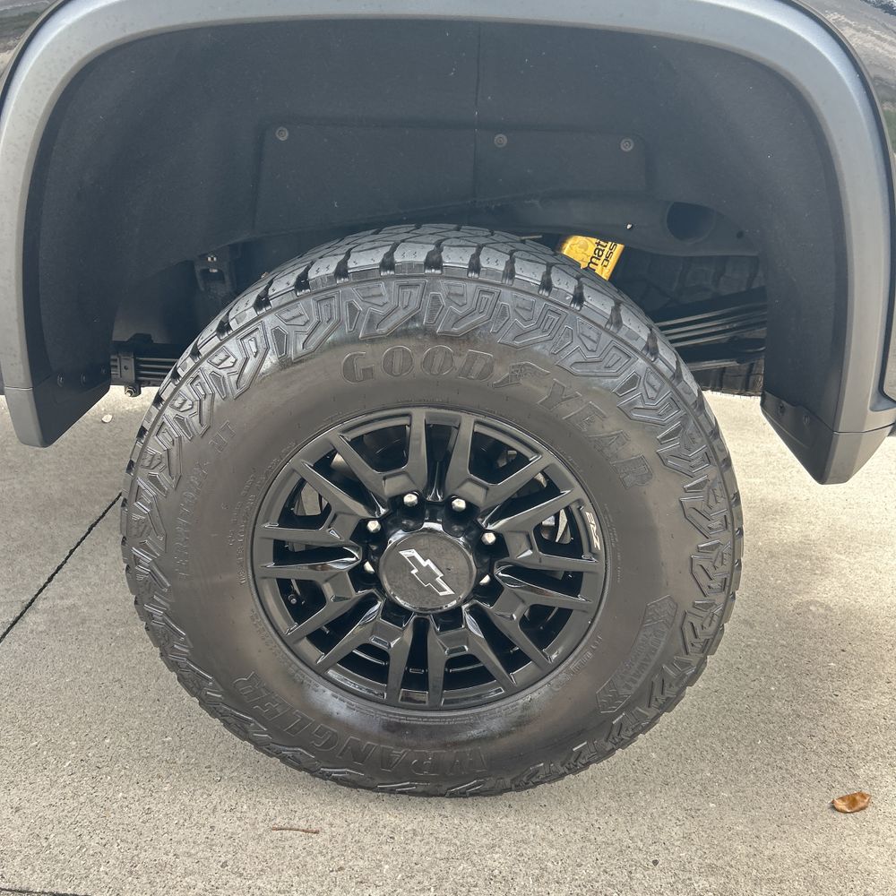 2025 Chevrolet Silverado 2500HD ZR2