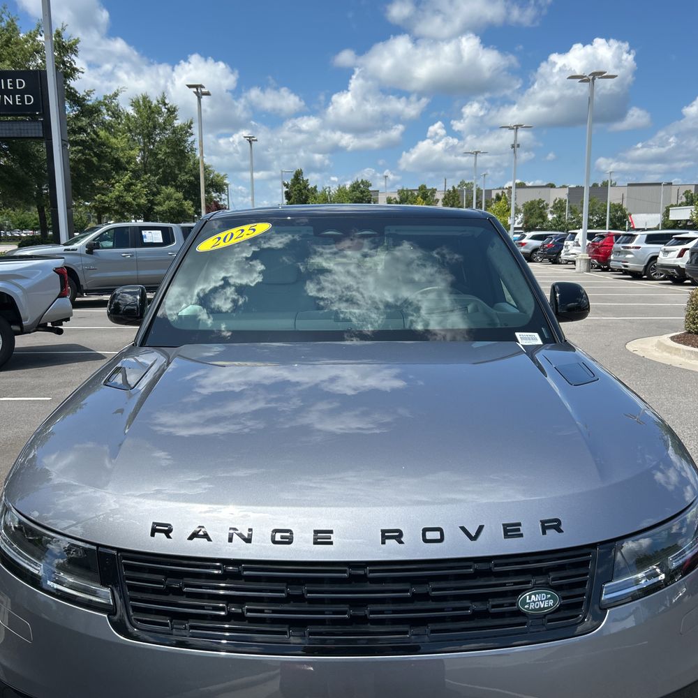2025 Land Rover Range Rover Sport P550e Autobiography