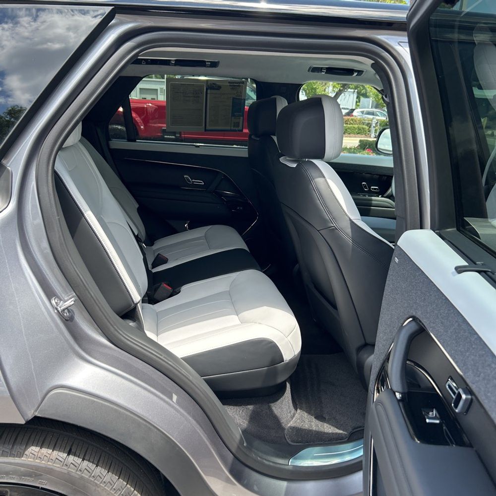 2025 Land Rover Range Rover Sport P550e Autobiography