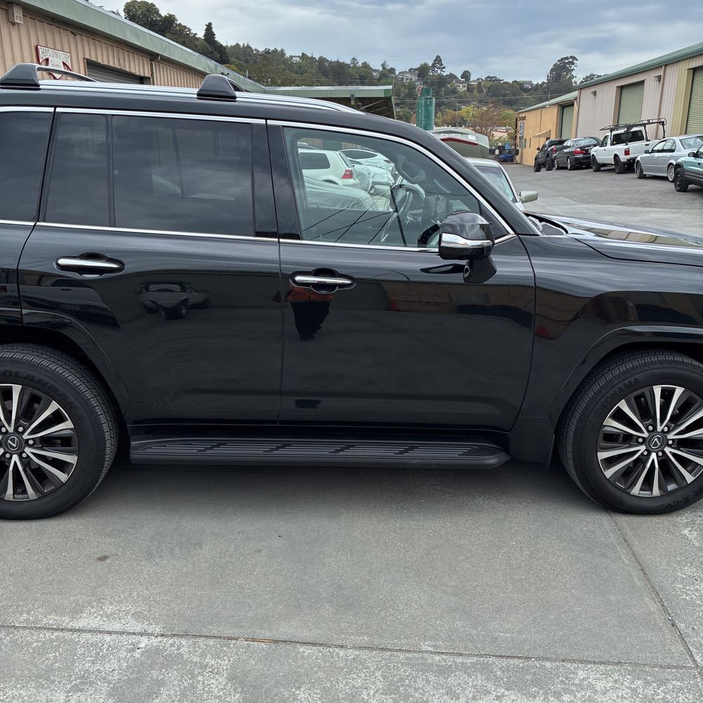 2024 Lexus LX 600 Premium