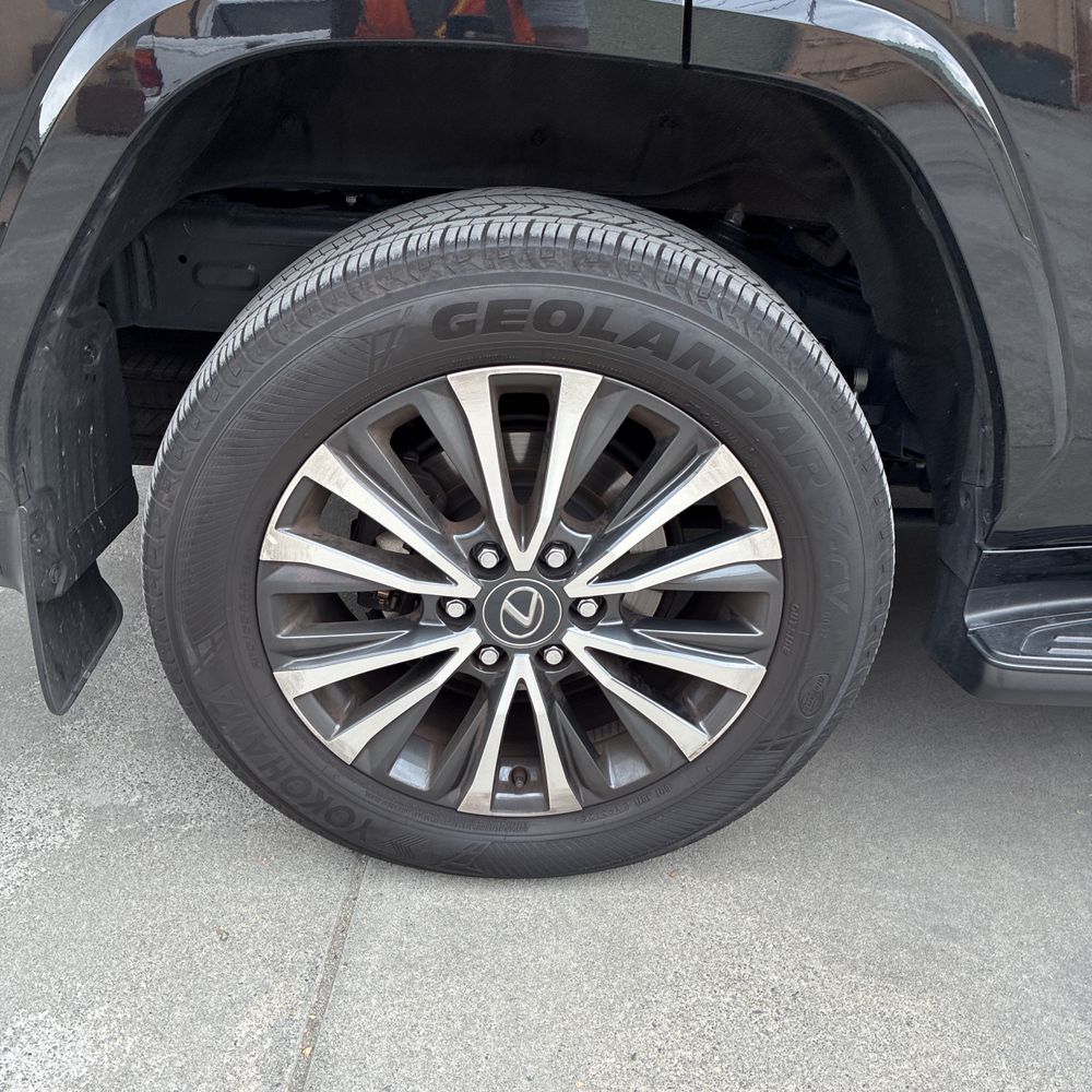2024 Lexus LX 600 Premium