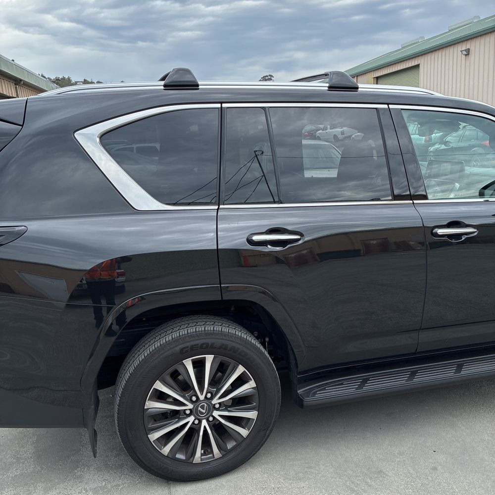 2024 Lexus LX 600 Premium