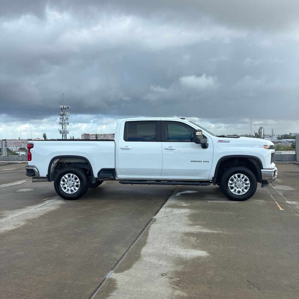 2024 Chevrolet Silverado 2500HD LT
