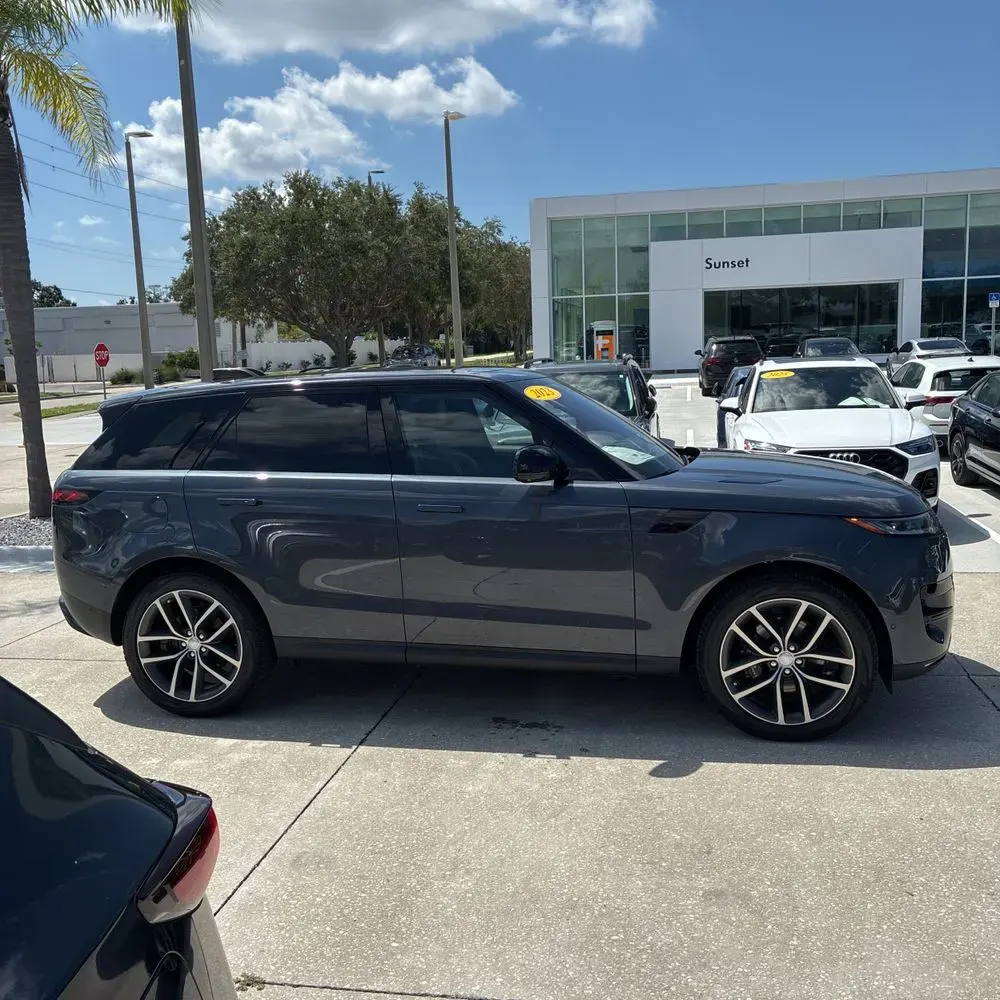 2023 Land Rover Range Rover Sport SE DYN