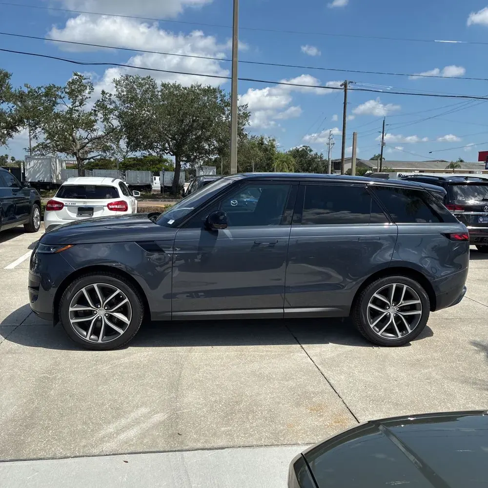 2023 Land Rover Range Rover Sport SE DYN