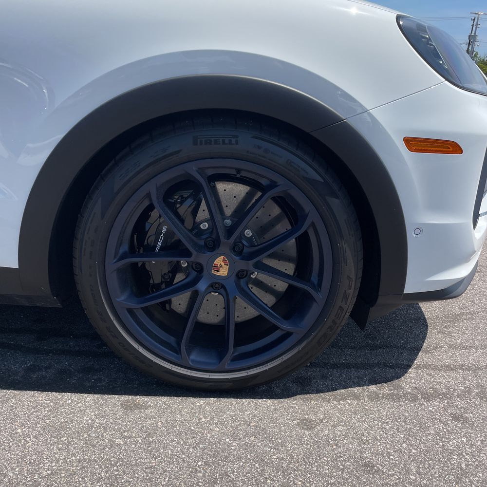 2025 Porsche Cayenne Turbo GT