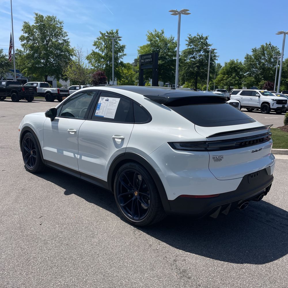 2025 Porsche Cayenne Turbo GT