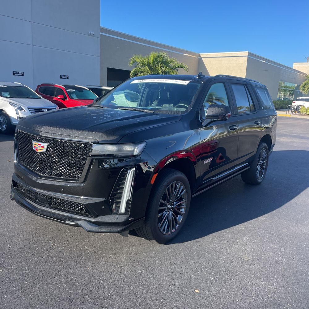 2023 Cadillac Escalade-V Base
