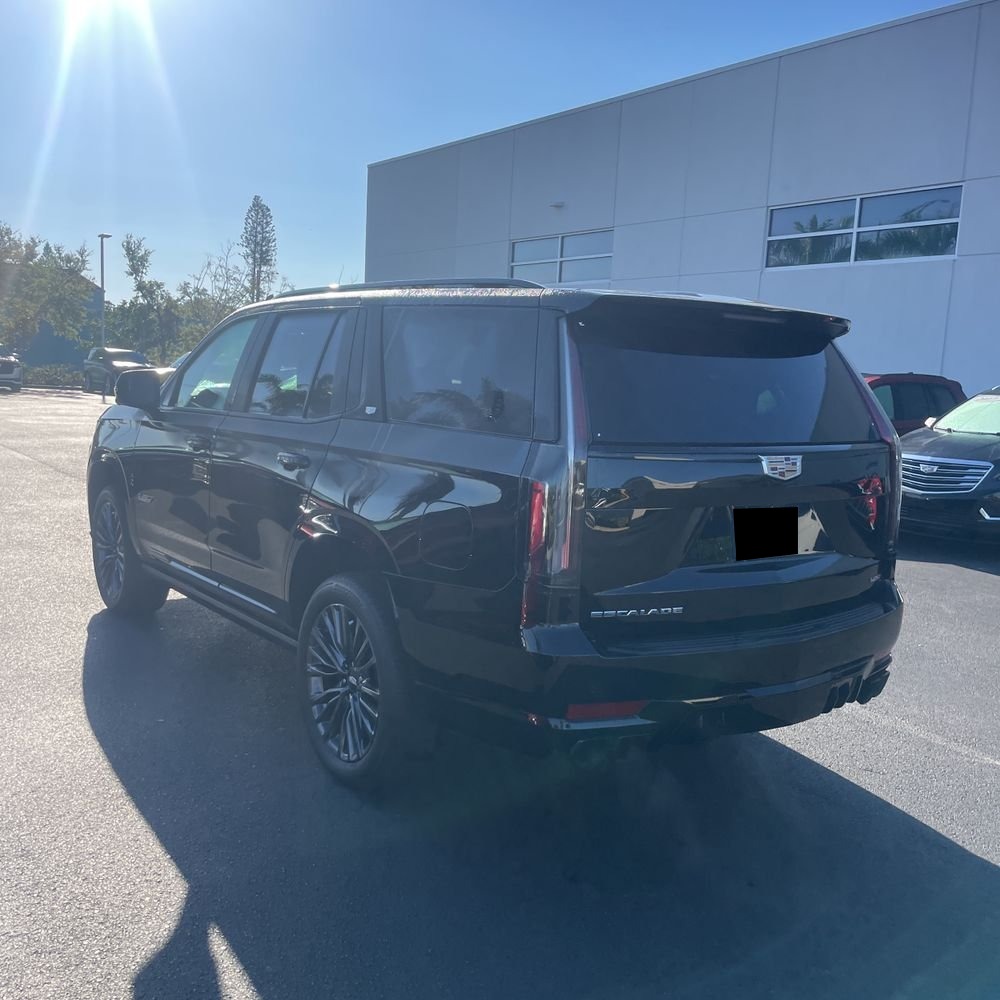 2023 Cadillac Escalade-V Base