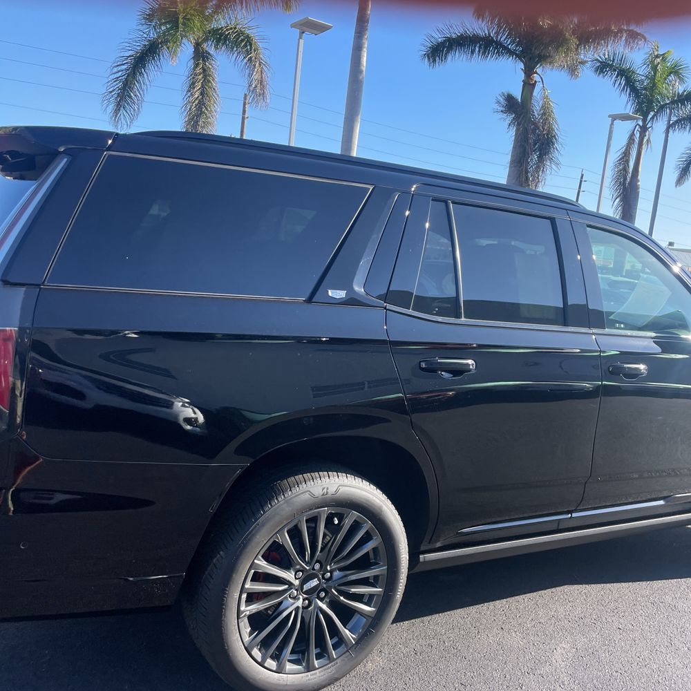 2023 Cadillac Escalade-V Base