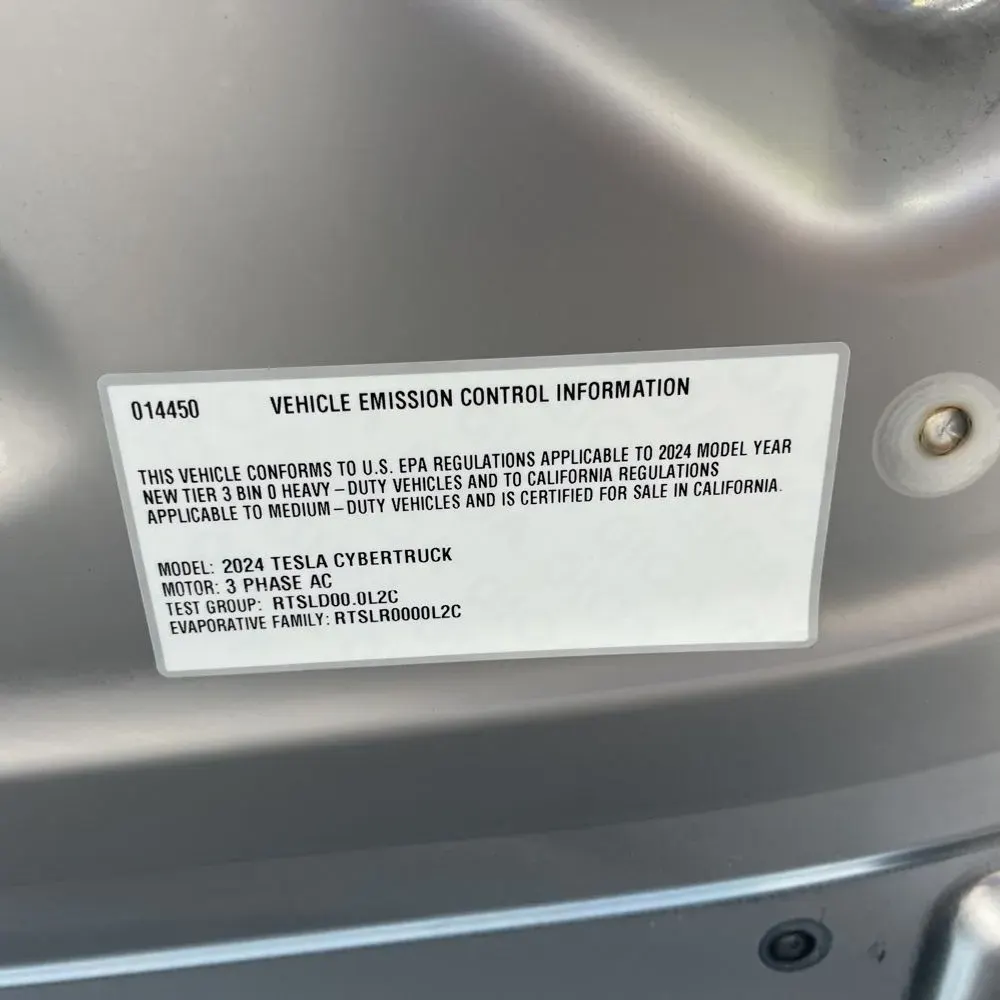 2024 Tesla Cybertruck Base