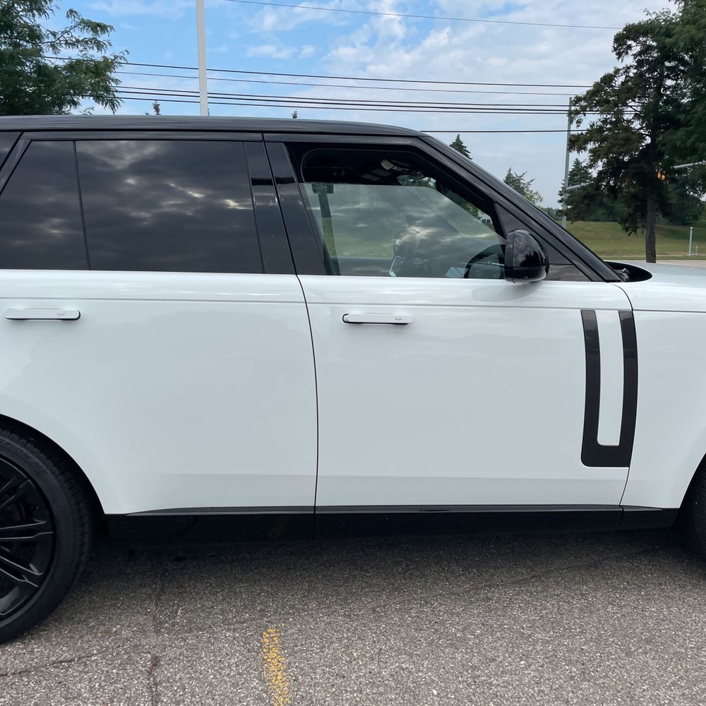 2025 Land Rover Range Rover P400 SE