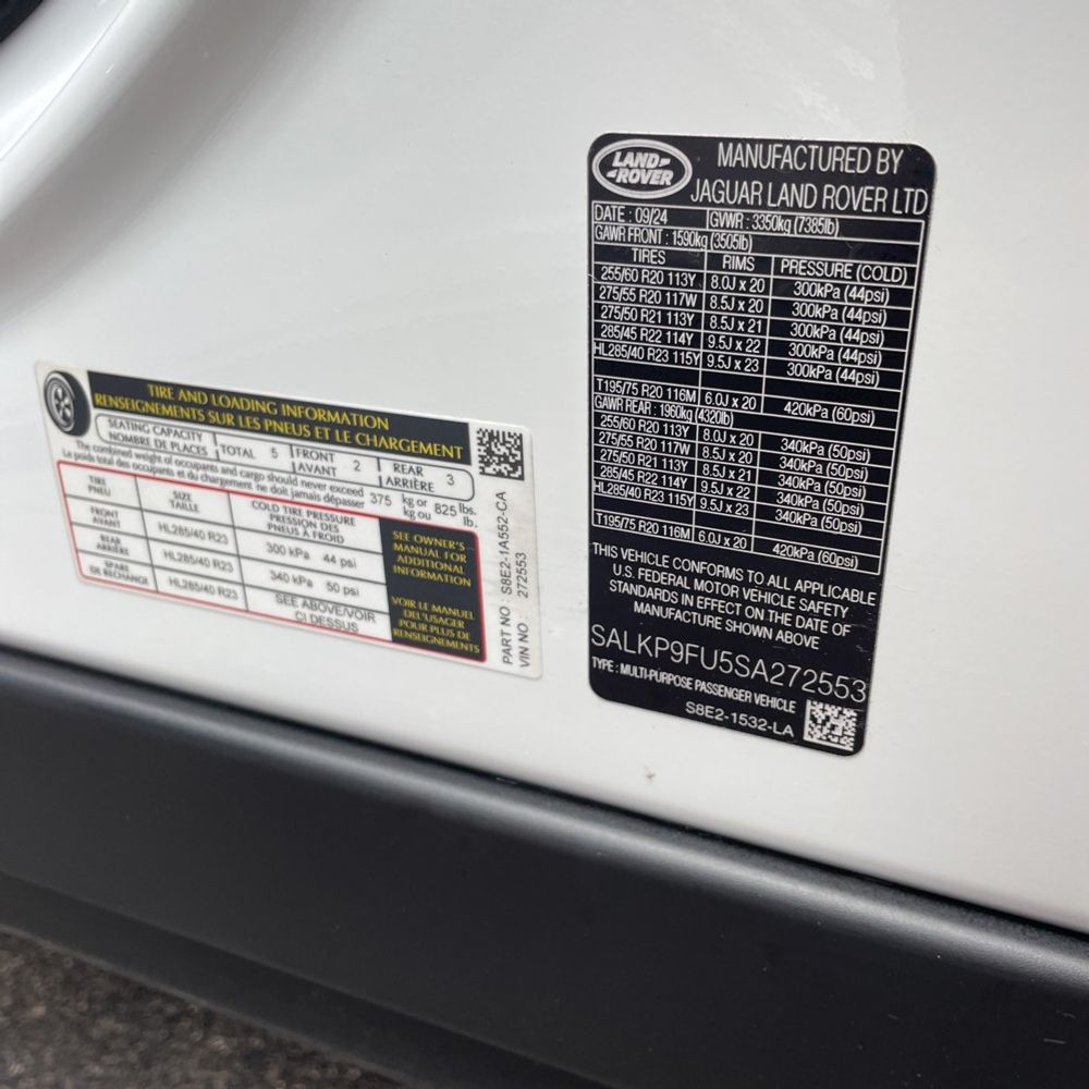 2025 Land Rover Range Rover P400 SE