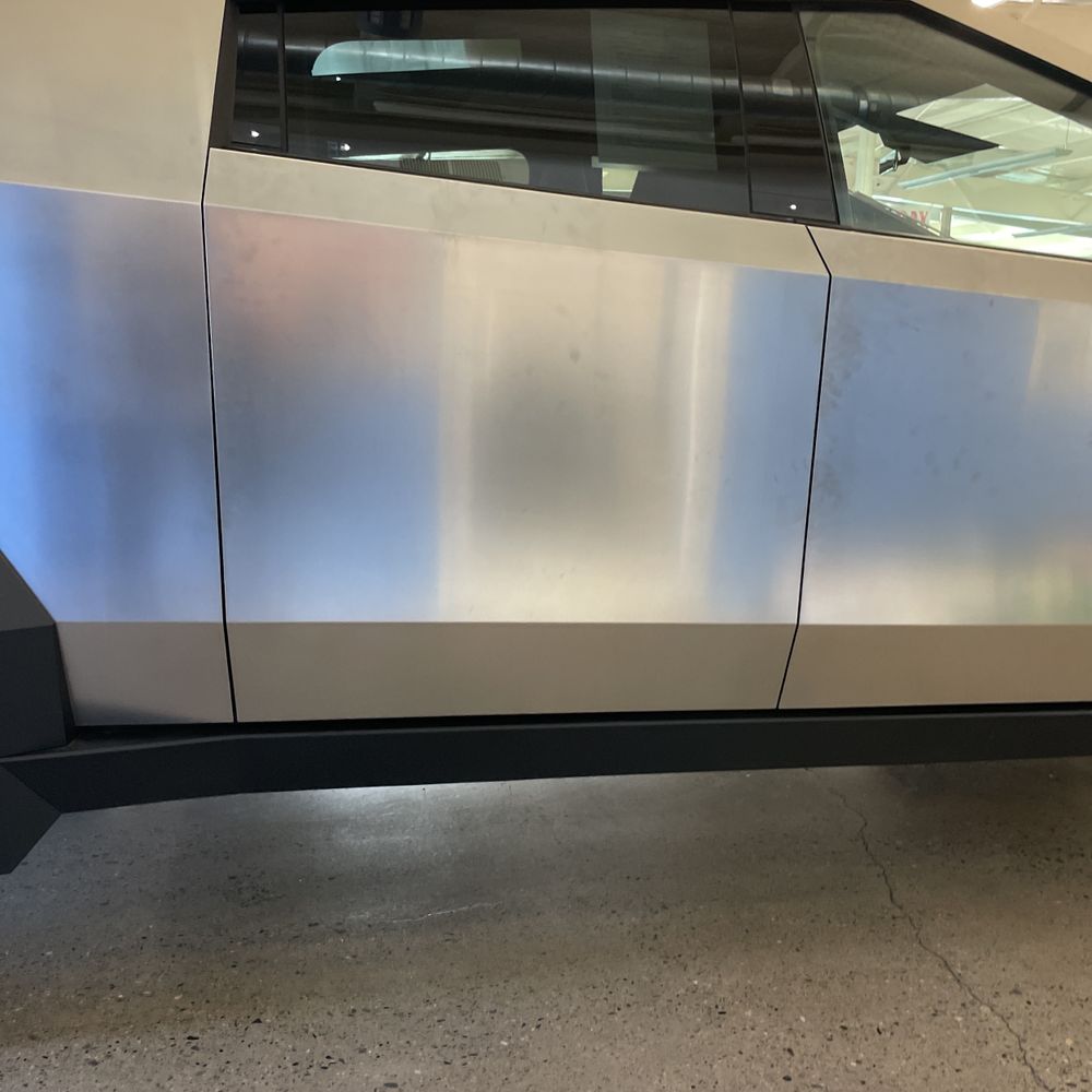 2024 Tesla Cybertruck Base