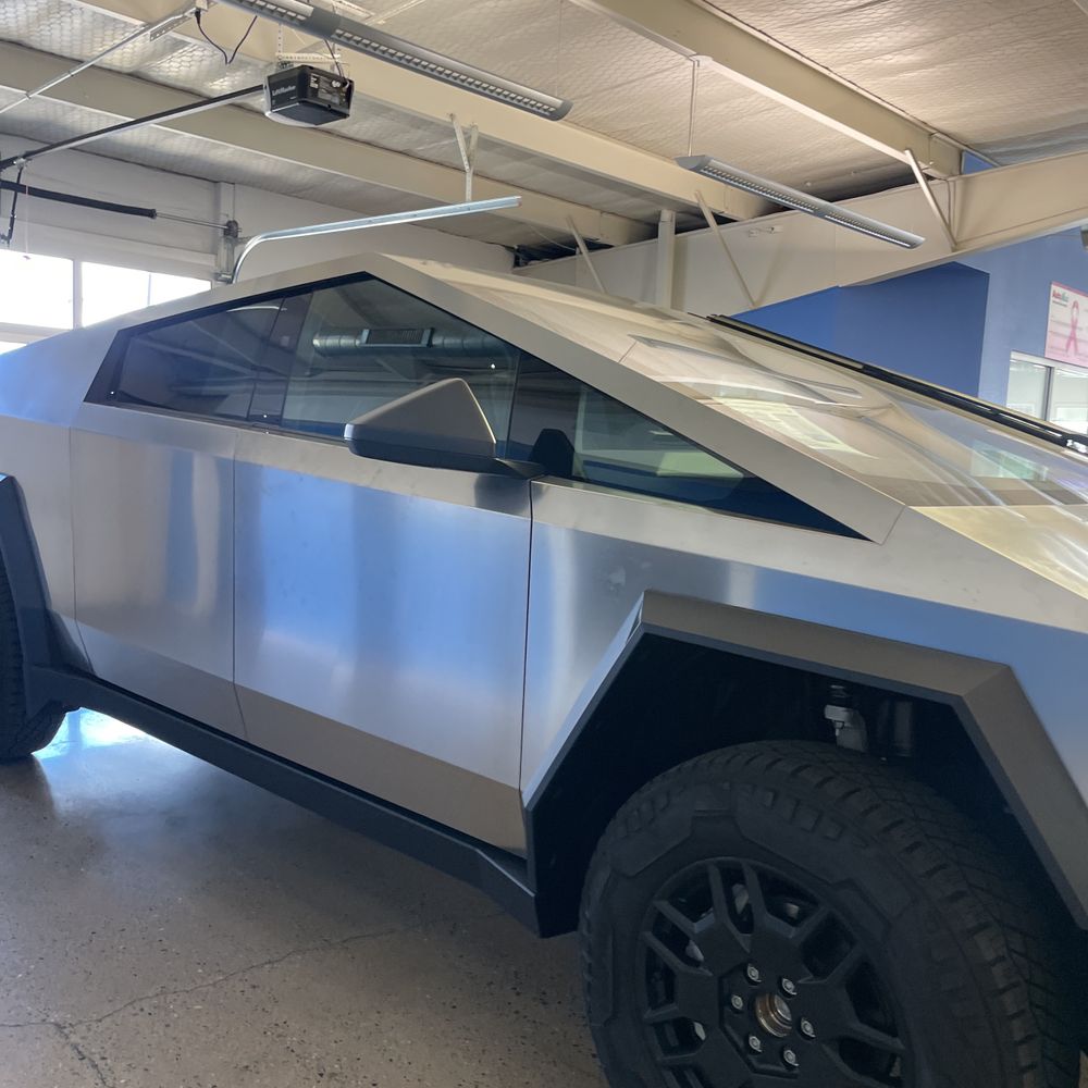 2024 Tesla Cybertruck Base