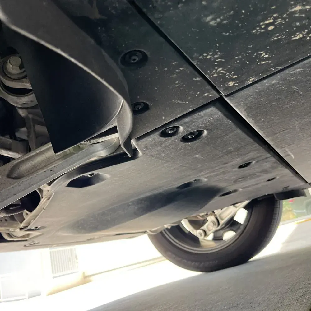 2024 Rivian R1S Adventure Dual-Motor
